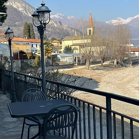 Laguna Daire Pianello Del Lario