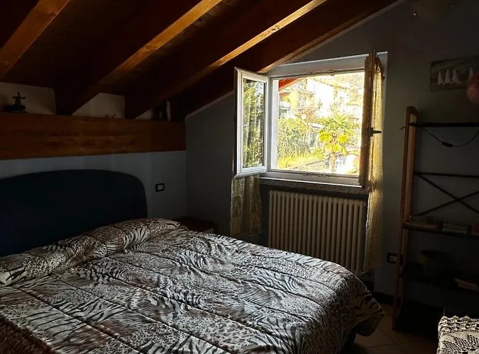 Laguna Pianello Del Lario